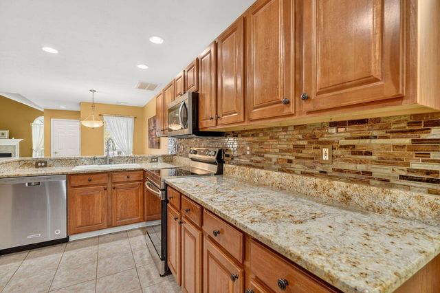 156 Orchard Oak Drive, Blacklick, OH 43004