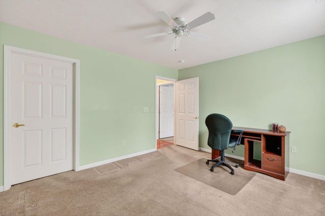 156 Orchard Oak Drive, Blacklick, OH 43004