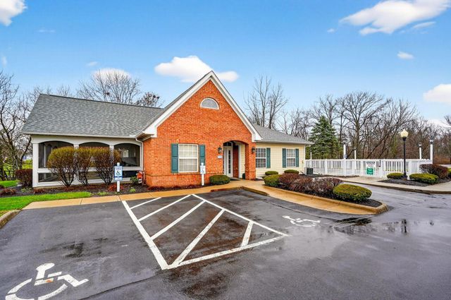 156 Orchard Oak Drive, Blacklick, OH 43004