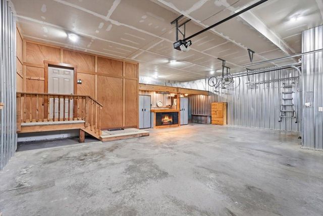 492 E Cove Road, Hudson, WI 54016