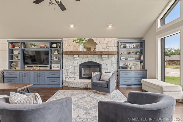 1119 E Dover Street, Broken Arrow, OK 74012