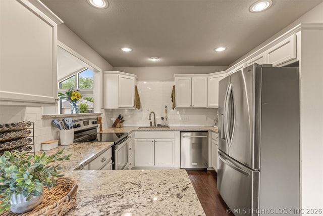 1119 E Dover Street, Broken Arrow, OK 74012