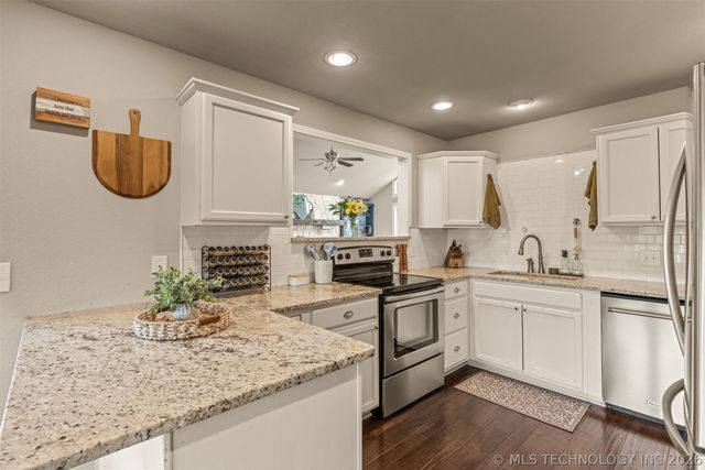 1119 E Dover Street, Broken Arrow, OK 74012