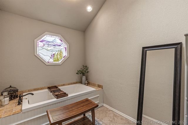 1119 E Dover Street, Broken Arrow, OK 74012