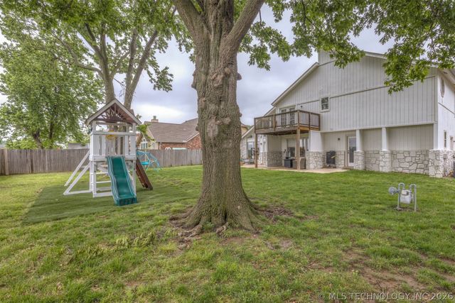 1119 E Dover Street, Broken Arrow, OK 74012