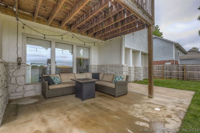 1119 E Dover Street, Broken Arrow, OK 74012