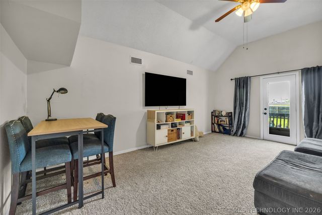 1626 S Beech Court, Broken Arrow, OK 74012