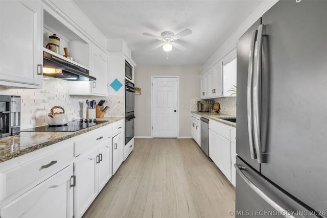 1626 S Beech Court, Broken Arrow, OK 74012