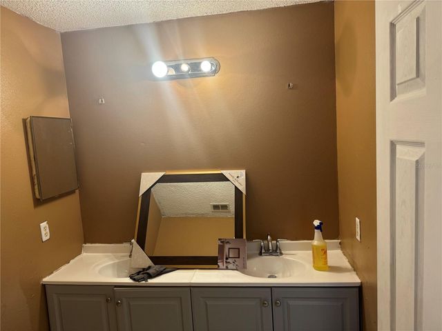 2231 BLUE SAPPHIRE CIRCLE, Orlando, FL 32837