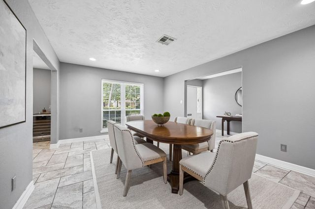 10907 Overbrook Lane, Houston, TX 77042