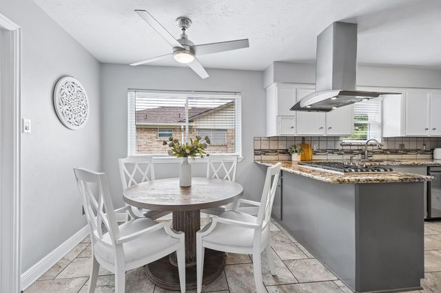 10907 Overbrook Lane, Houston, TX 77042