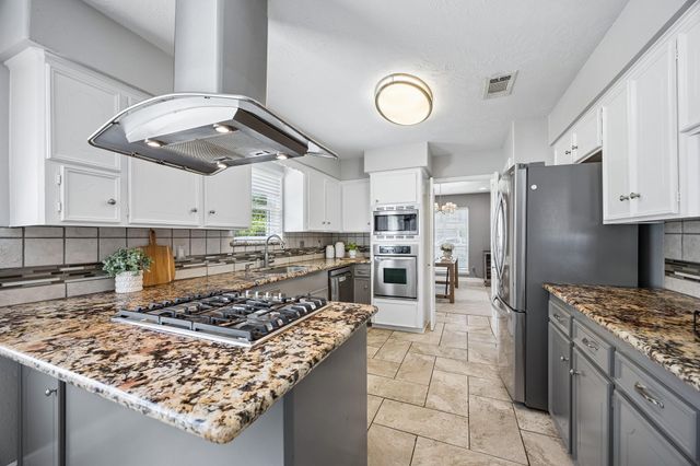 10907 Overbrook Lane, Houston, TX 77042