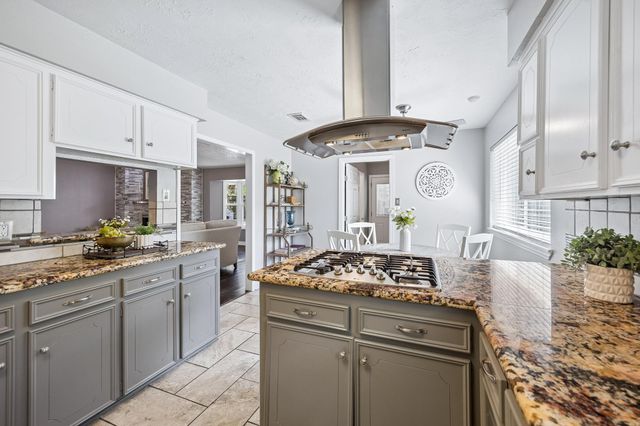10907 Overbrook Lane, Houston, TX 77042