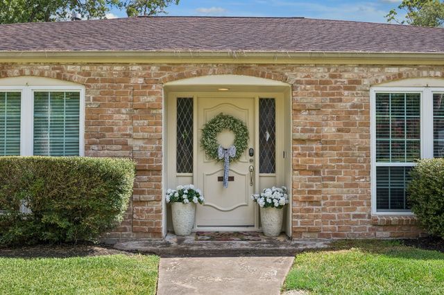 10907 Overbrook Lane, Houston, TX 77042