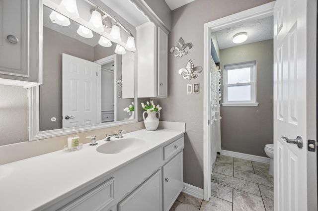 10907 Overbrook Lane, Houston, TX 77042