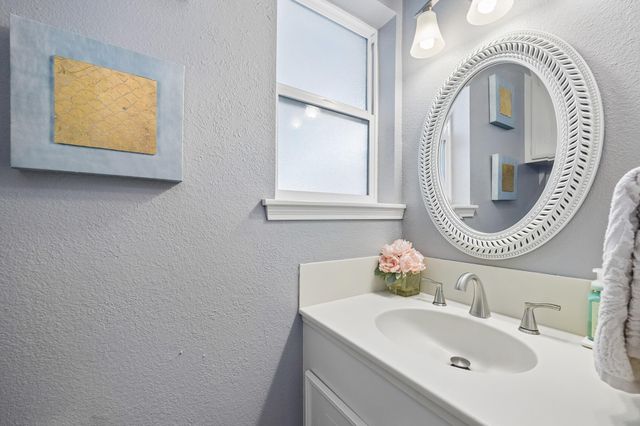 10907 Overbrook Lane, Houston, TX 77042