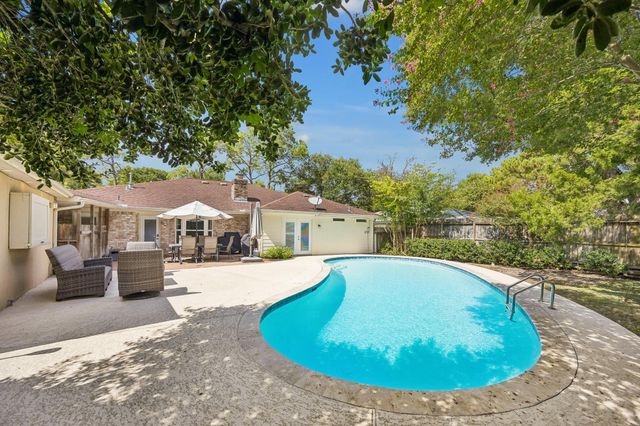 10907 Overbrook Lane, Houston, TX 77042