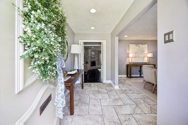 10907 Overbrook Lane, Houston, TX 77042
