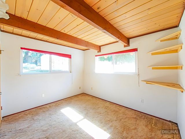 3995 Valley Vista Dr, Camino, CA 95709
