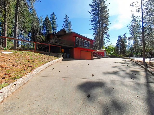3995 Valley Vista Dr, Camino, CA 95709