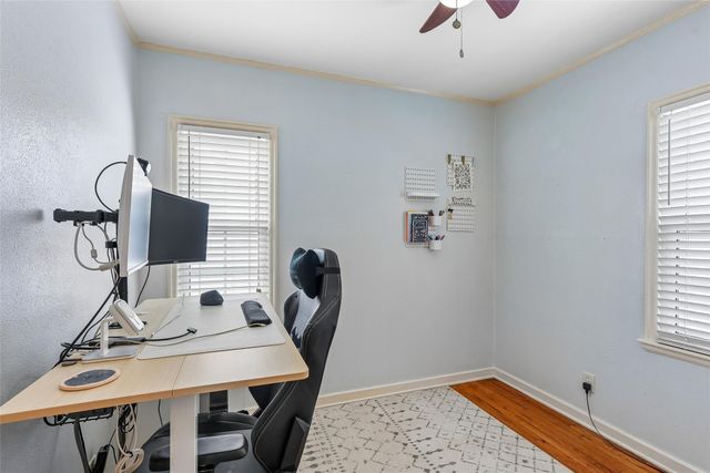 5733 College Avenue, Des Moines, IA 50310