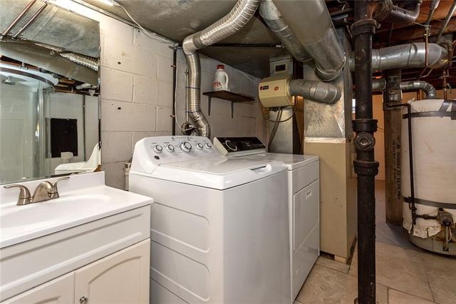 5733 College Avenue, Des Moines, IA 50310