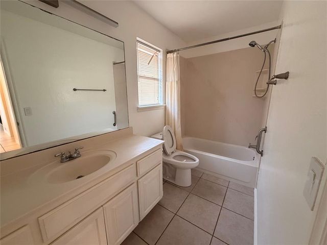 2809 NW 169TH Street, Edmond, OK 73012