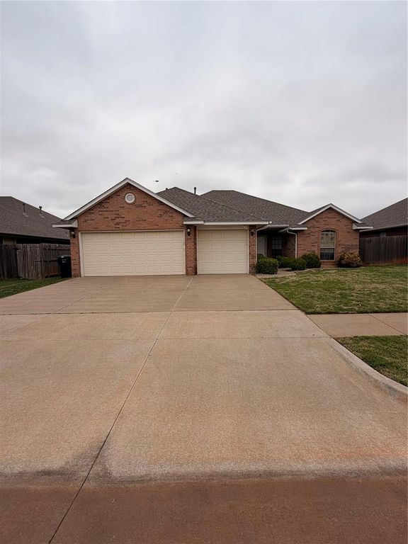 2809 NW 169TH Street, Edmond, OK 73012