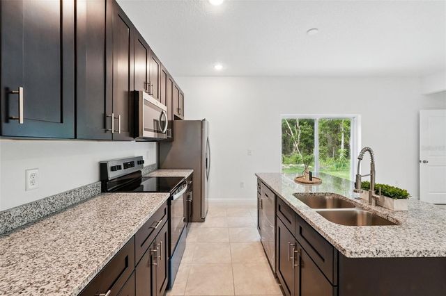 7738 N CREEK WAY, Citrus Springs, FL 34434