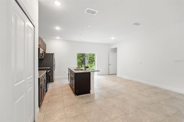 7738 N CREEK WAY, Citrus Springs, FL 34434