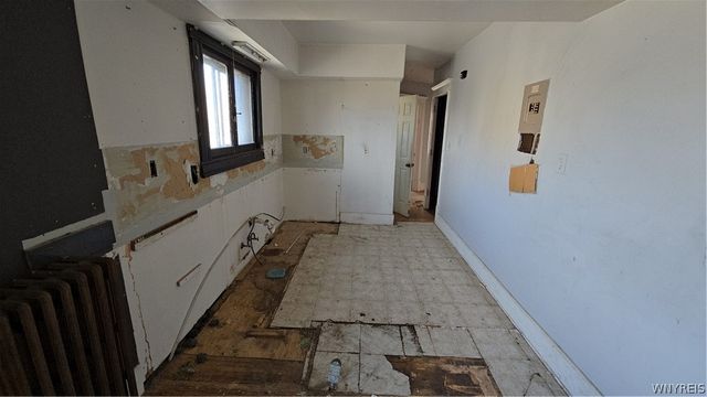 729 Main Street, Niagara Falls, NY 14301
