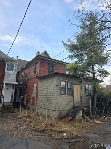 729 Main Street, Niagara Falls, NY 14301