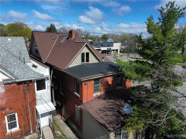 729 Main Street, Niagara Falls, NY 14301