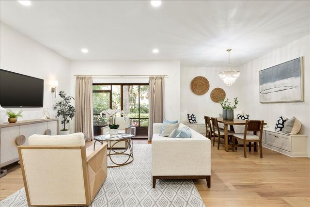 535 N INTERLACHEN AVENUE 106, Winter Park, FL 32789