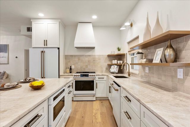 535 N INTERLACHEN AVENUE 106, Winter Park, FL 32789