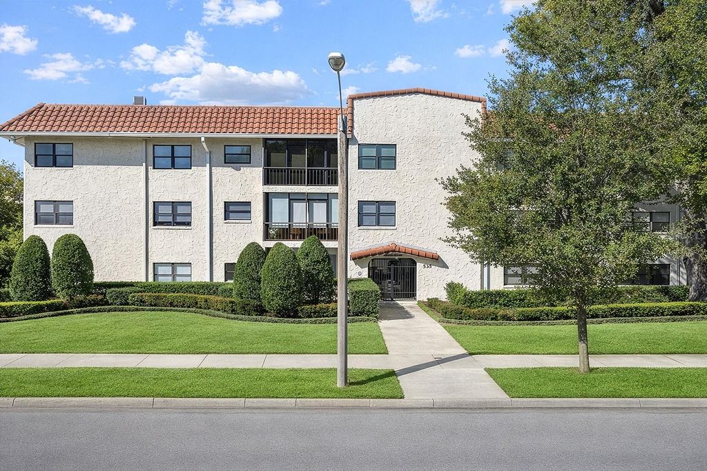 535 N INTERLACHEN AVENUE 106, Winter Park, FL 32789