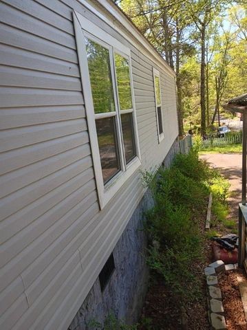 2623 Pineridge Drive NE, Conyers, GA 30012