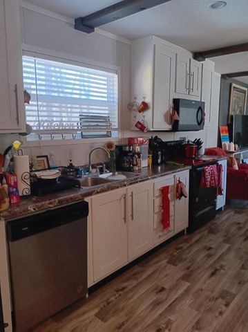 2623 Pineridge Drive NE, Conyers, GA 30012