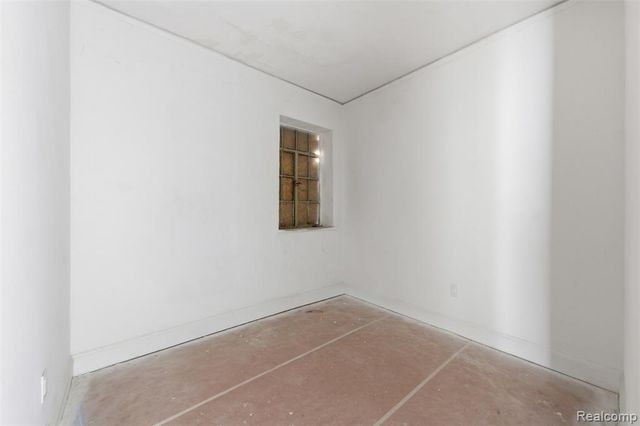 15523 Mack Avenue, Detroit, MI 48224