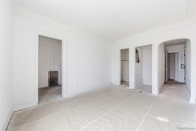 15523 Mack Avenue, Detroit, MI 48224