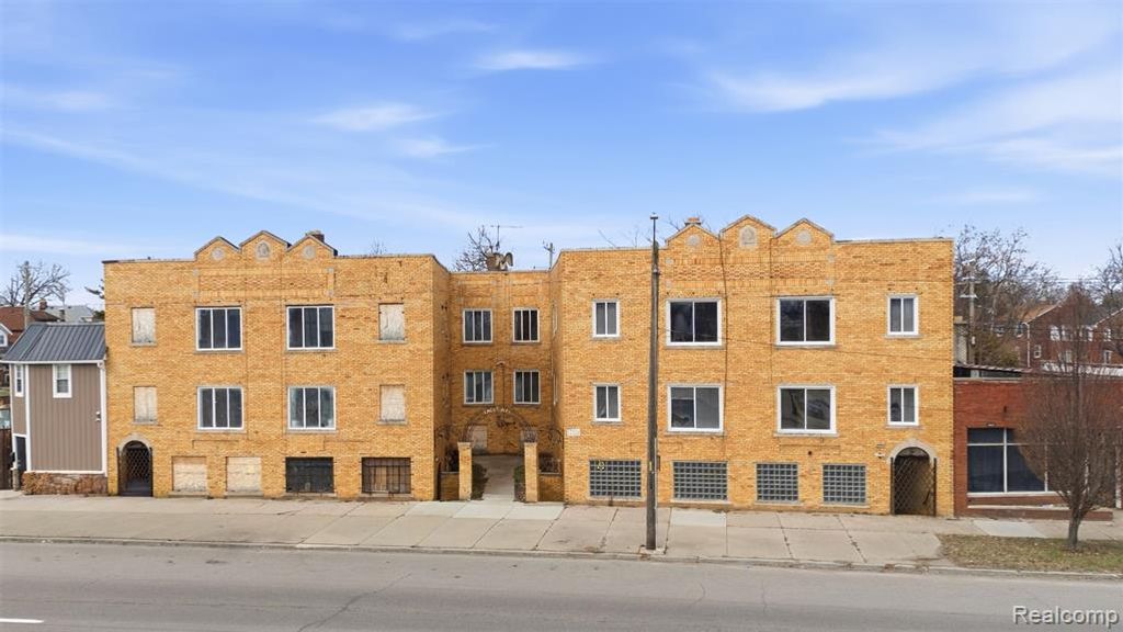 15523 Mack Avenue, Detroit, MI 48224