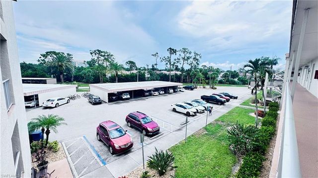 1580 Pine Valley DR # 317, Fort Myers, FL 33907