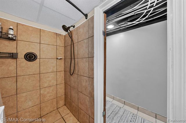 4040 Longtin Avenue, Lincoln Park, MI 48146