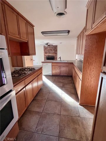 44519 Foxton, Lancaster, CA 93535