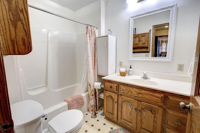 14569 Douglas Lane Road, Centerburg, OH 43011