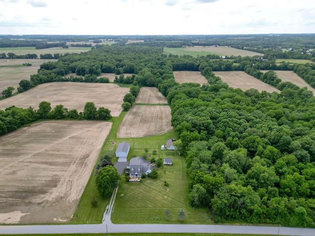 14569 Douglas Lane Road, Centerburg, OH 43011