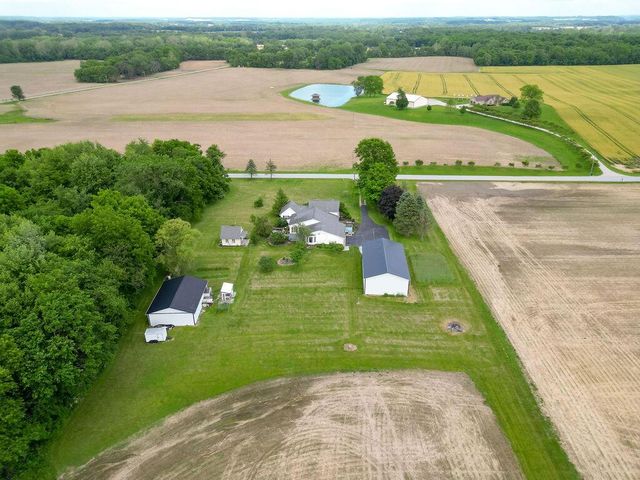 14569 Douglas Lane Road, Centerburg, OH 43011