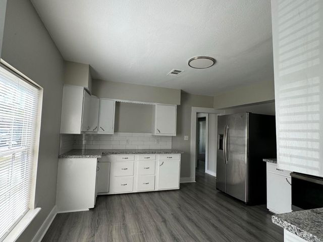 8708 Lanewood Drive, Houston, TX 77016