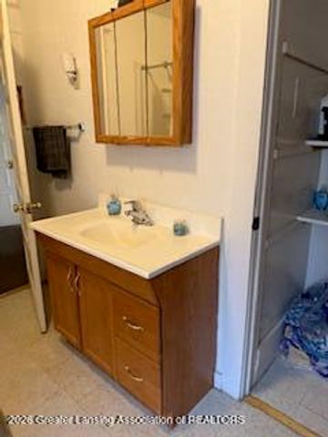 1063 Marigold Avenue, East Lansing, MI 48823