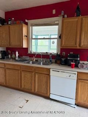 1063 Marigold Avenue, East Lansing, MI 48823